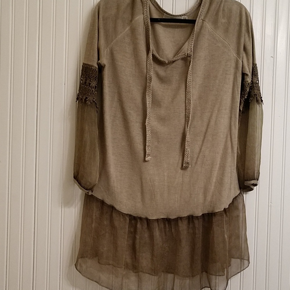 Soft tan tunic w/ cotton woven tie detail at nec